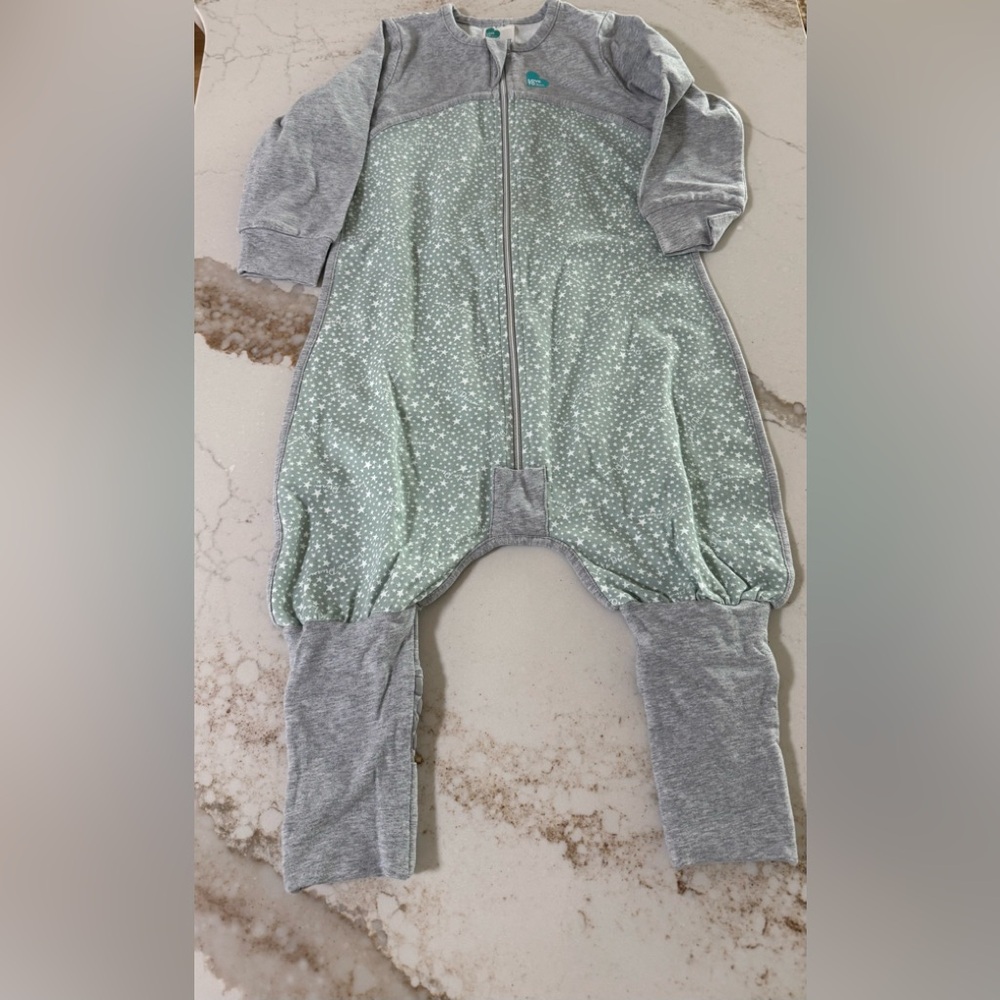 NEW Love to Dream Sleep Suit with Long Sleeves TOG 1.5